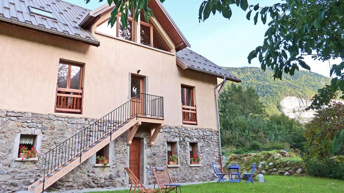 Le Chat Perche - Appartements 3 Etoiles Spacieux Et Chaleureux A Allemond Eksteriør bilde
