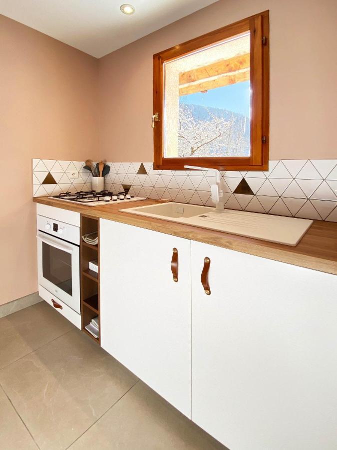 Le Chat Perche - Appartements 3 Etoiles Spacieux Et Chaleureux A Allemond Eksteriør bilde